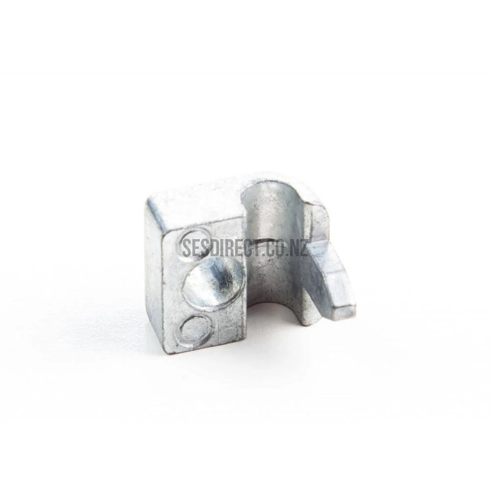 Briggs & Stratton 690798 Casing Clamp Replaces 213146 690798