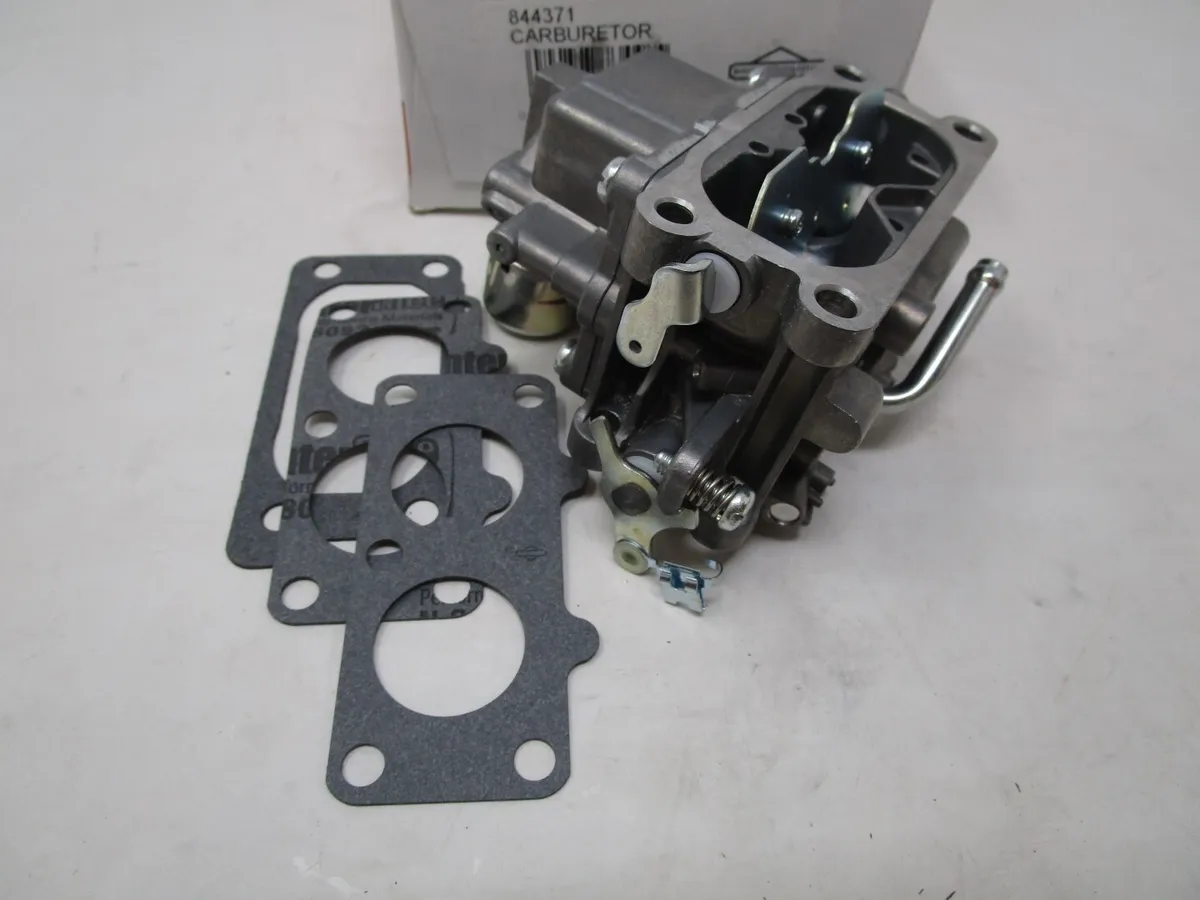 Briggs & Stratton 844371 Carburetor